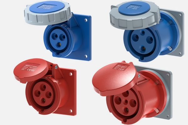 Close-up of voltage and amperage ratings on an industrial plug